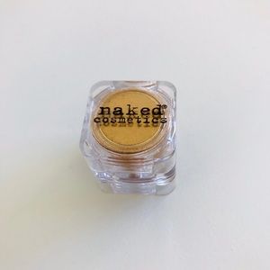 Naked Cosmetics eyeshadow in “Heavy Metal”